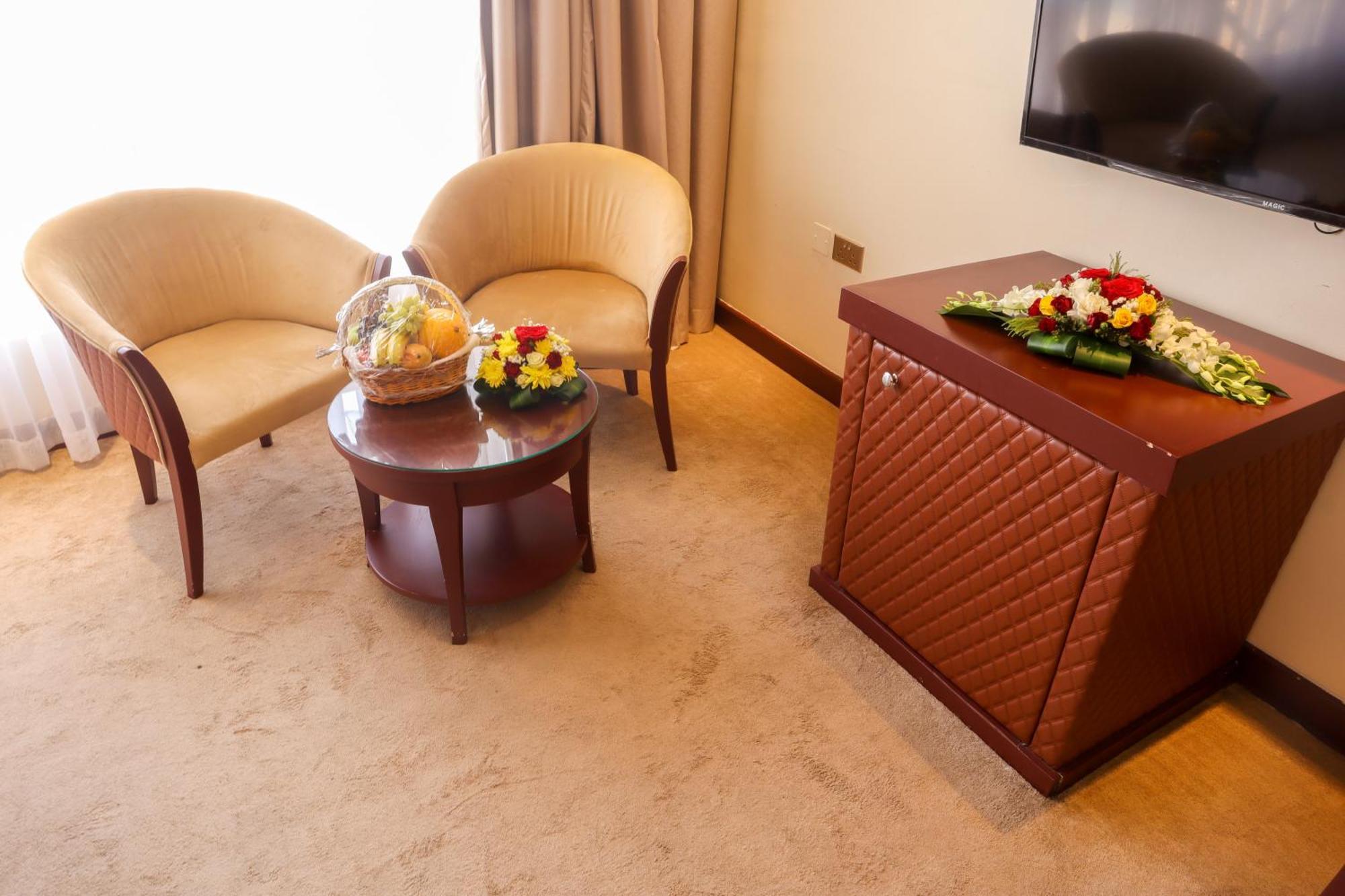 Happy Days Hotel Al Manamah Esterno foto