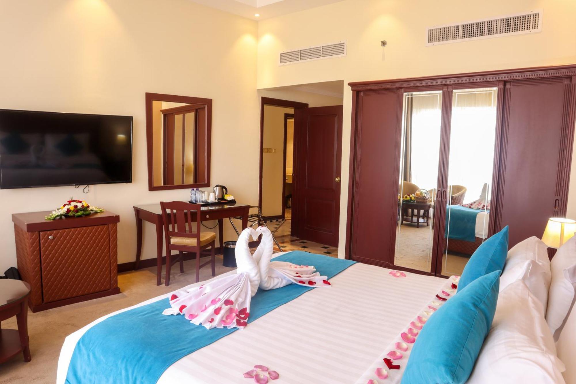 Happy Days Hotel Al Manamah Esterno foto