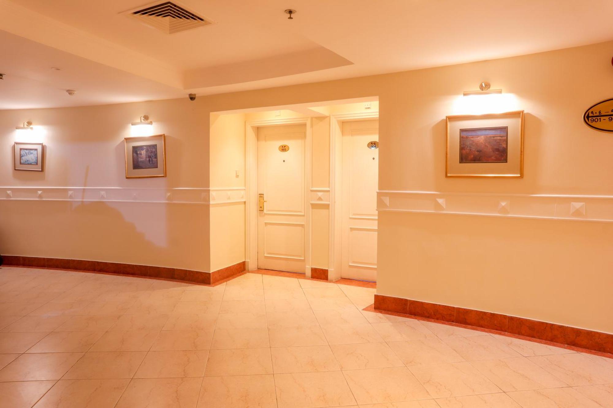 Happy Days Hotel Al Manamah Esterno foto