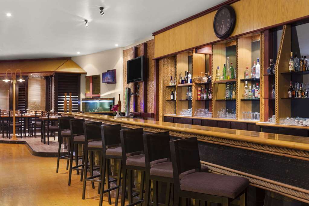 Happy Days Hotel Al Manamah Ristorante foto